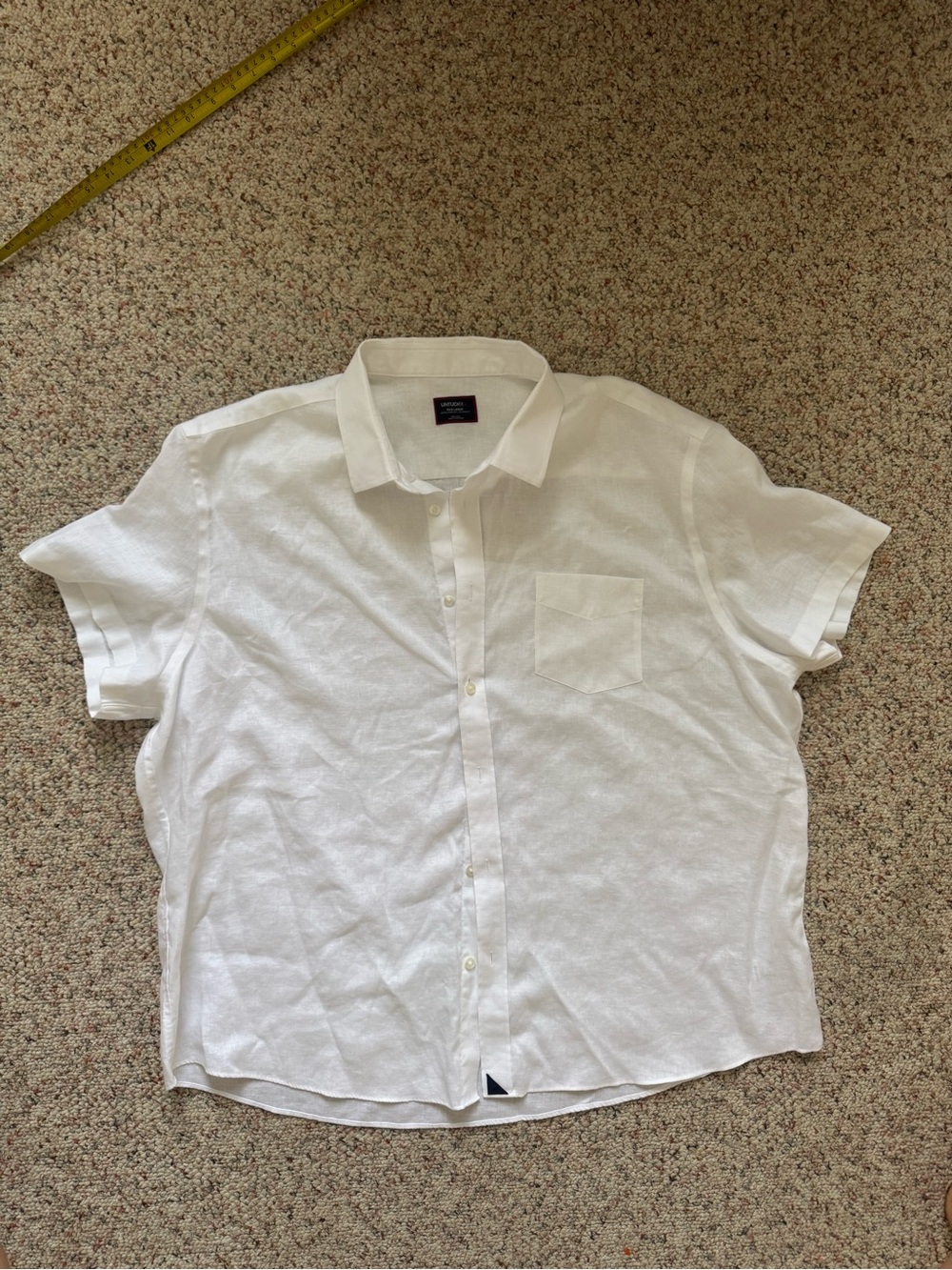 UNTUCKit Men's White Short-Sleeve Linen Button-Down